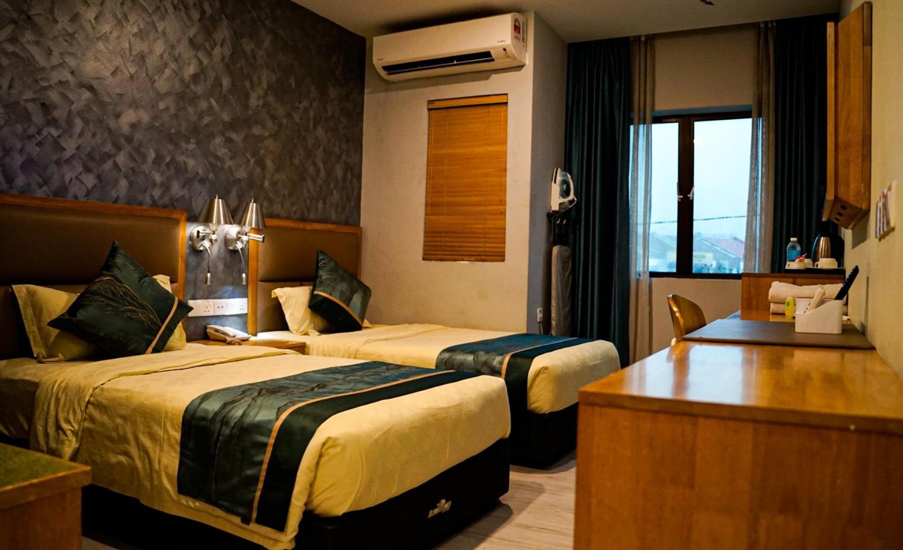 K Garden Hotel Ipoh Bagian luar foto