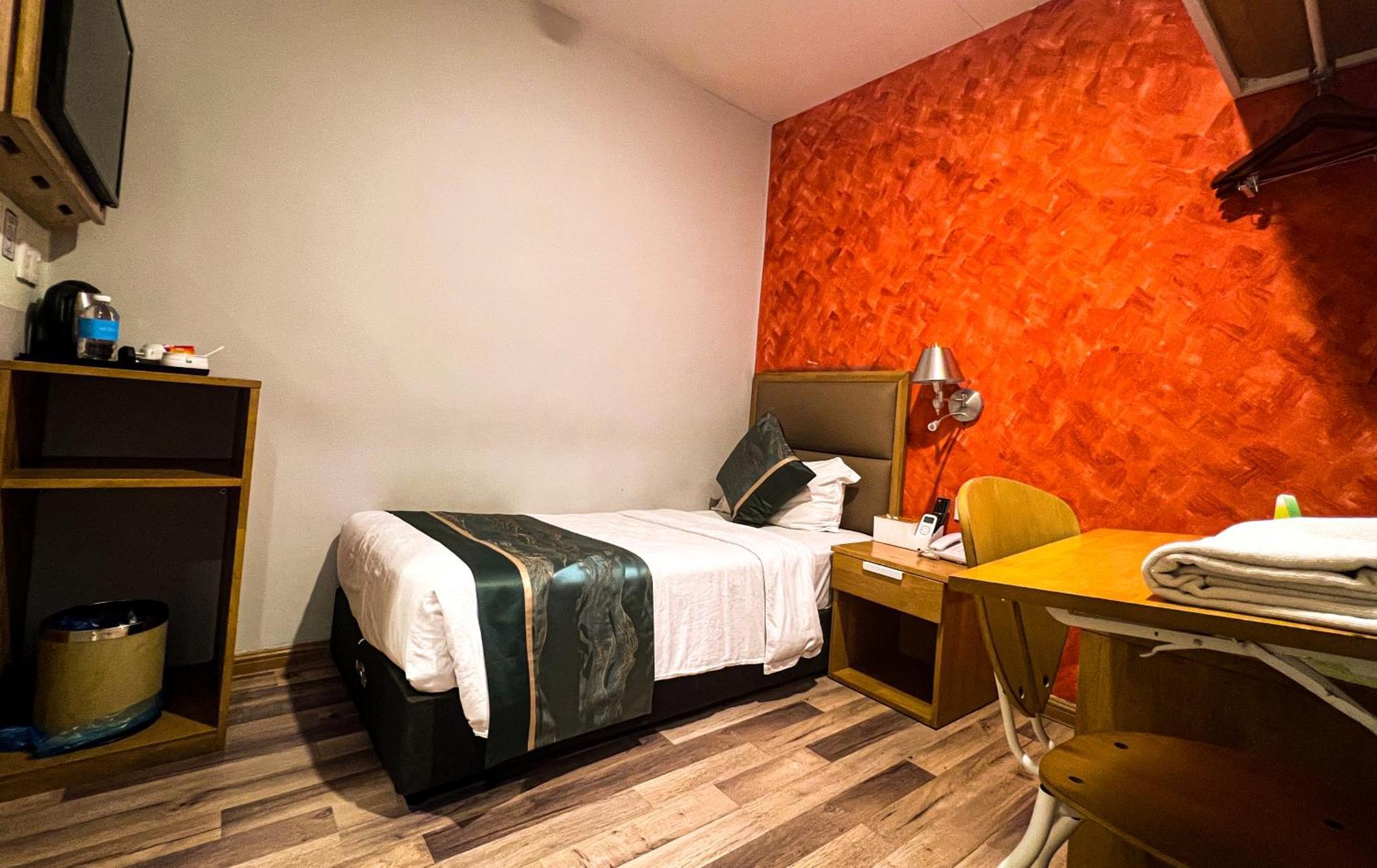 K Garden Hotel Ipoh Bagian luar foto